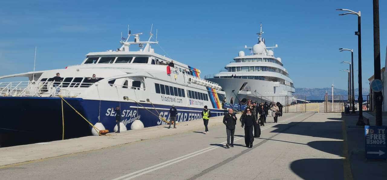 Yunan Adalarında Yeni Sistem Uzun Kuyrukları Beraberinde Getirdi 4